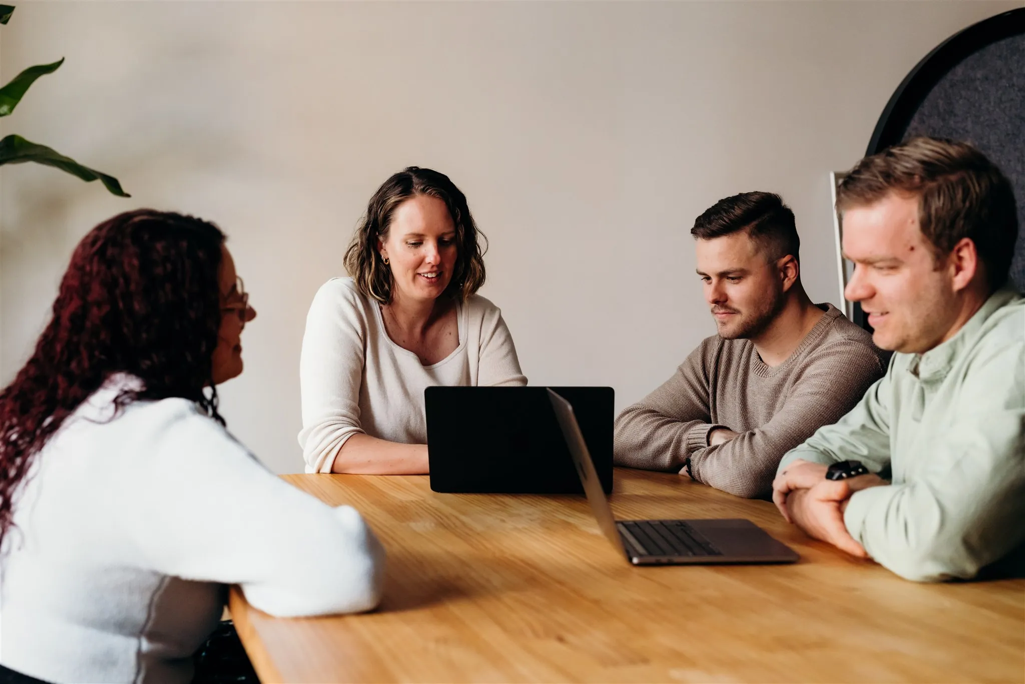 How to know if your competitors are running meta ads